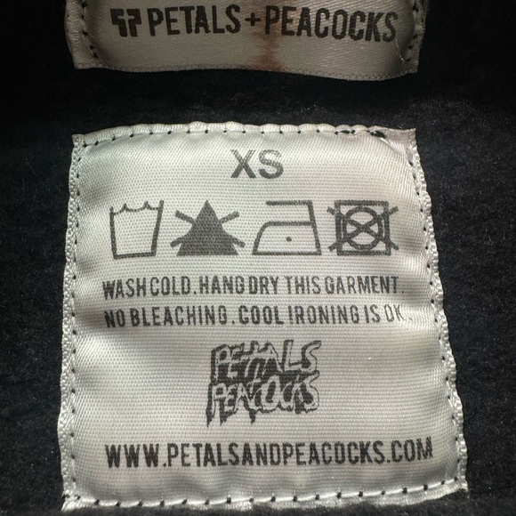 petals and peacocks Pre-owned Sweat Shirt Size XS - Picture 4 of 4